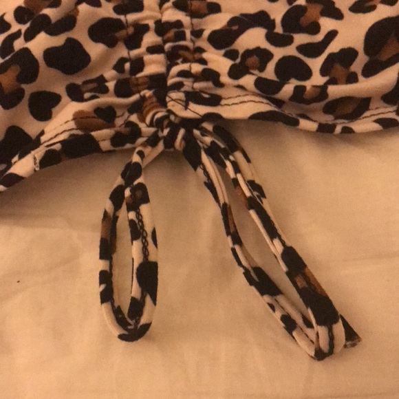 Cheetah print woman top - Picture 4 of 4